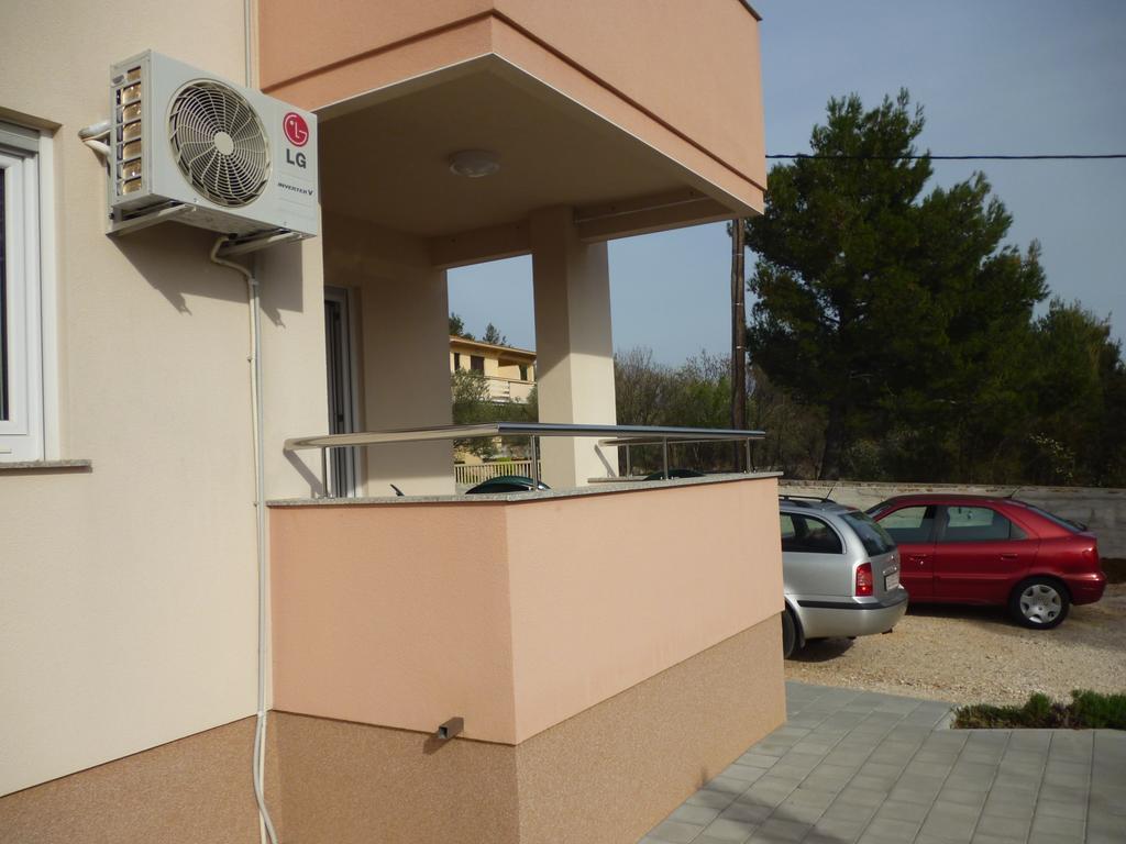 Apartman Branka Starigrad Paklenica Exteriör bild