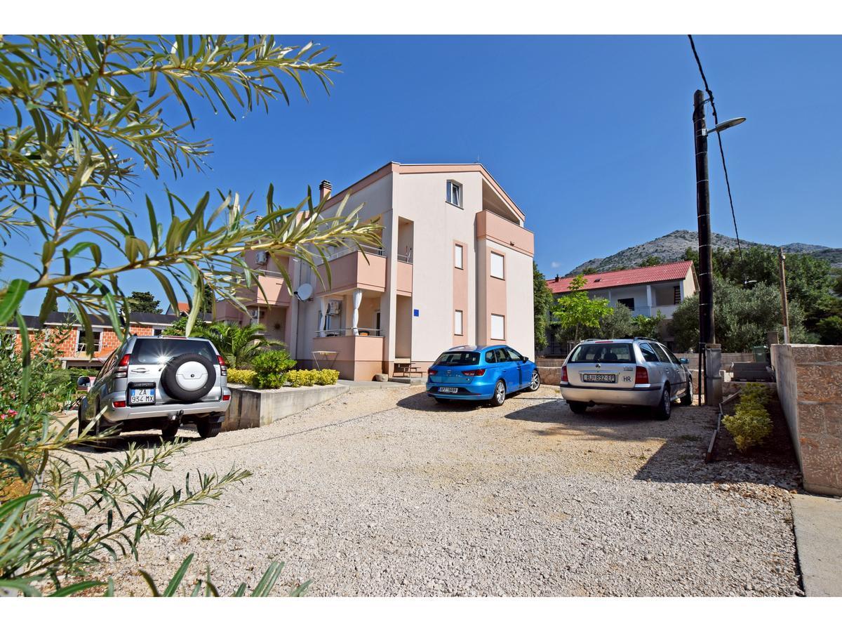 Apartman Branka Starigrad Paklenica Exteriör bild